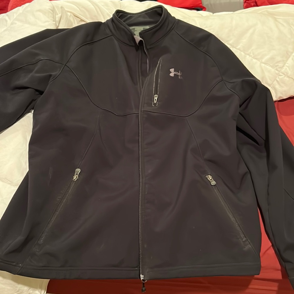 Black Under Armor lined jacket in XL. Perfect condition
